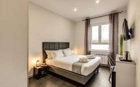 Floor 6 By Dot Suites
